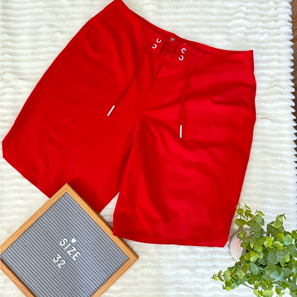 Under Armour HeatGear Shorts, size 32 , red